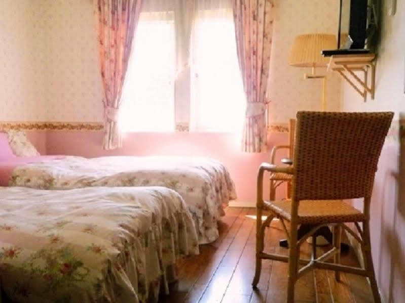 อิซุ โคะเก็น คันทรี เฮาส์ เอวอนเลีย Hotel อิโตะ ภายนอก รูปภาพ